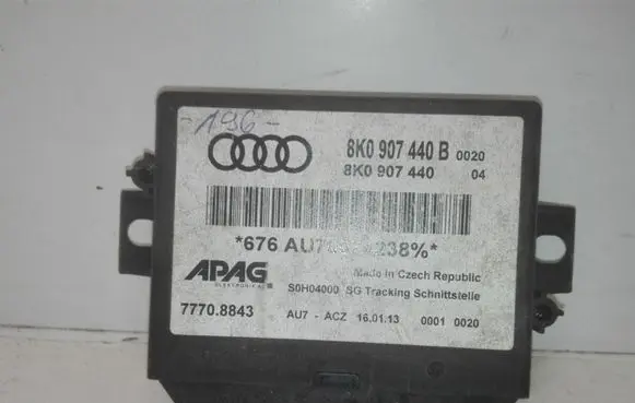 Audi RS4 Parking PDC control unit/module 8K0907440B