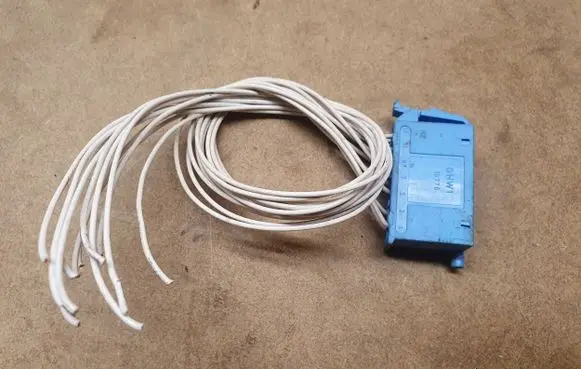 Volkswagen Golf II Other relay 357919971C