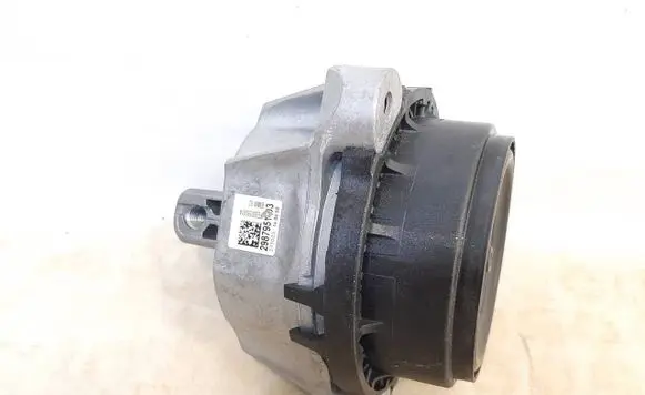 BMW X6 G06 Engine mount vacuum valve 2987951