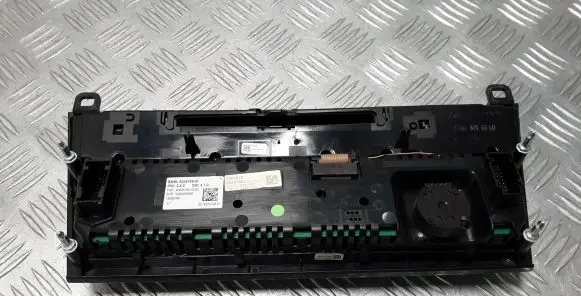 BMW 7 F01 F02 F03 F04 Climate control unit 9224749 94457861