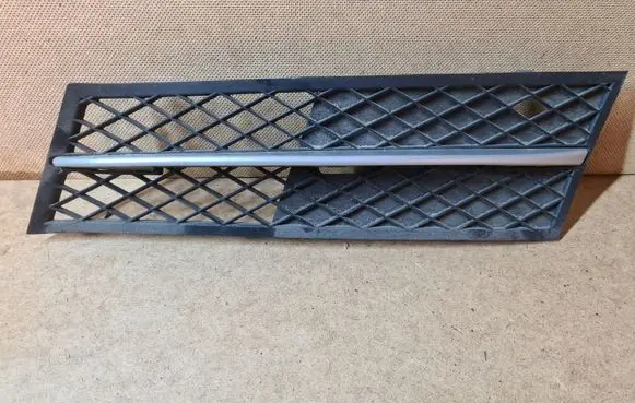 BMW 5 F10 F11 Front bumper lower grill 7200699 7231859