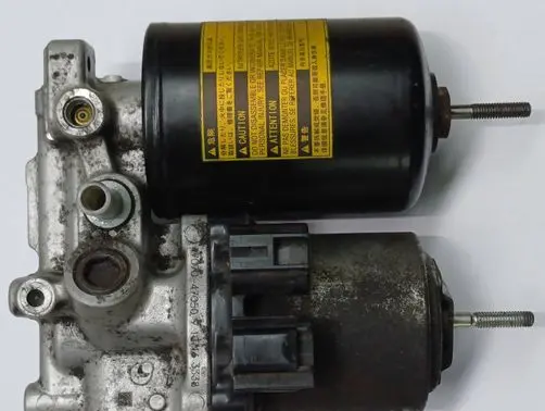 Toyota Prius (XW30) ABS Pump 4707047050