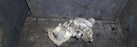 Volvo XC90 Gearbox transfer box case 1023829