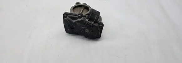 Mini One - Cooper F56 F55 Throttle valve 7618838 A2C80221400