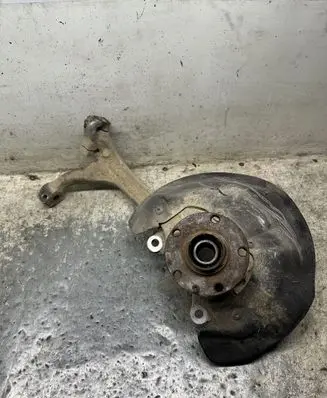 Audi A6 S6 C6 4F Front wheel hub