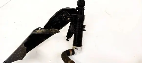 Lexus GS 300 350 430 450H Headlight washer spray nozzle 78207