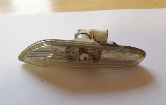 BMW 3 E90 E91 Front fender indicator light 6932997
