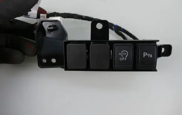Nissan Qashqai Multifunctional control switch/knob 