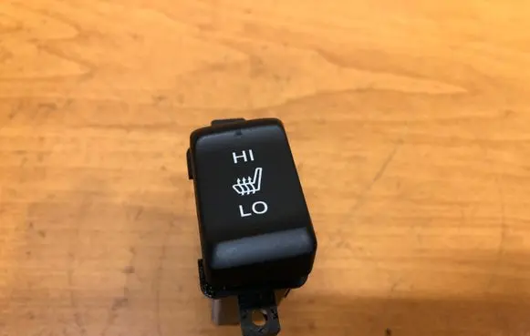 Honda Accord Seat heating switch M22831 M22832