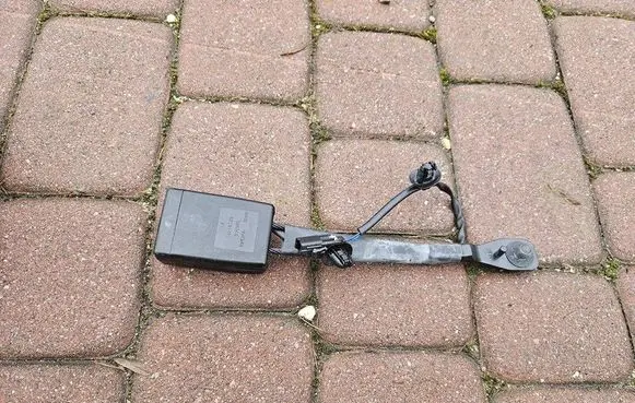 Opel Insignia B Front seatbelt buckle 39218129-