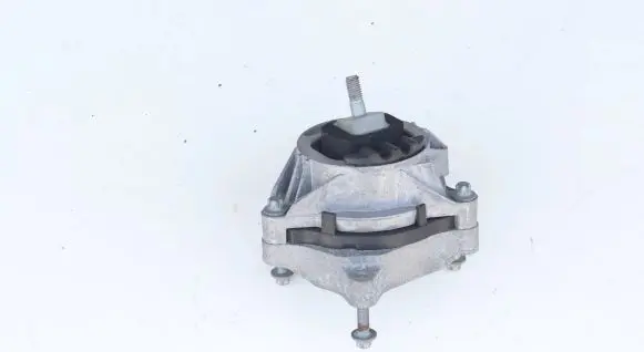 BMW 2 F22 F23 Engine mount bracket 6859412