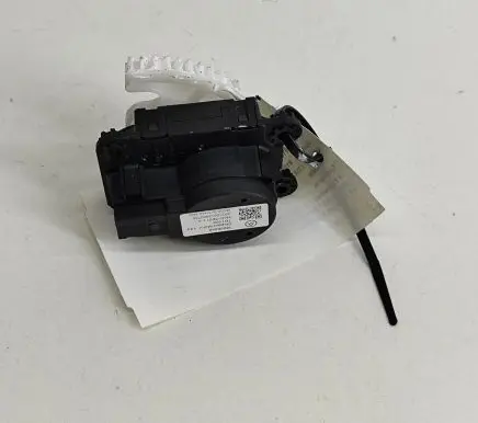 Citroen C4 II Air flap motor/actuator 16000458 HAD36011A
