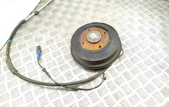Peugeot 208 Rear wheel hub