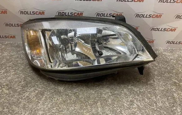 Opel Zafira A Headlight/headlamp 89100055