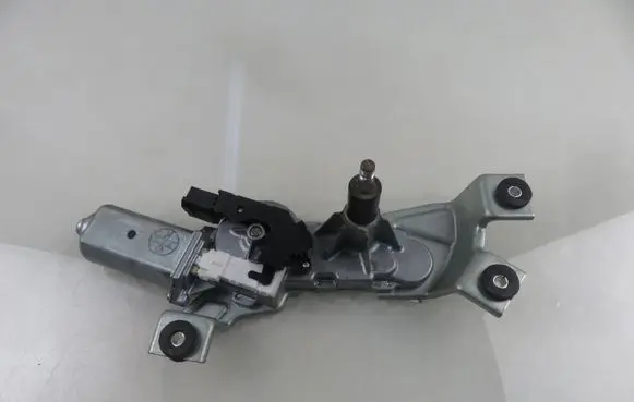 Rear window wiper motor