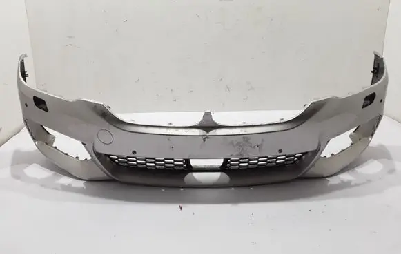 BMW 5 G30 G31 Front bumper 7991923