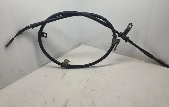 Handbrake/parking brake wiring cable