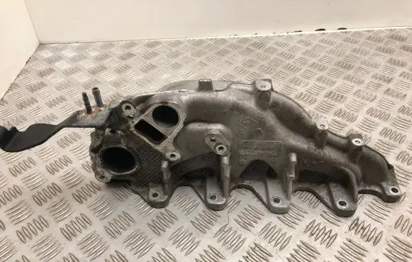 Nissan X-Trail T32 Exhaust manifold 140031243R
