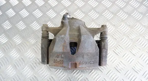 Lexus IS 220D-250-350 Front brake caliper 4775053060