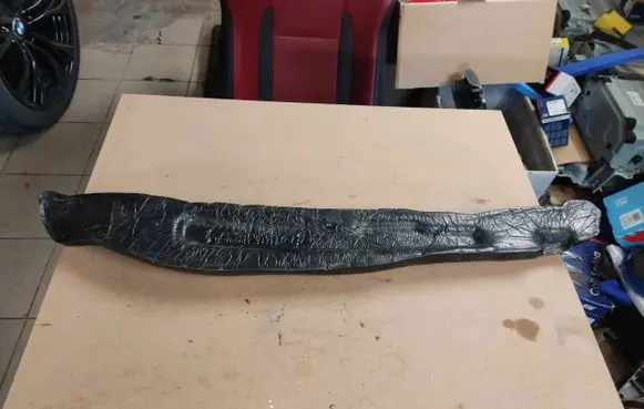 Fender foam support/seal