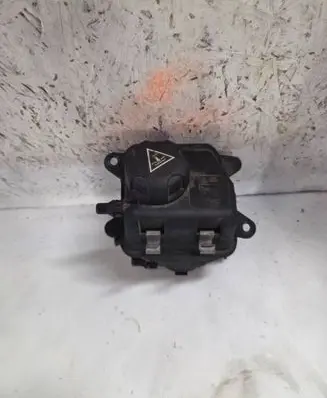BMW 7 F01 F02 F03 F04 Coolant expansion tank/reservoir 7647281 17137647281