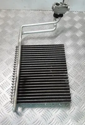Mercedes-Benz Vito Viano W639 Air conditioning (A/C) radiator (interior) 6398300384 W5076001