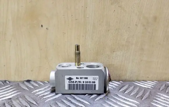 Air conditioning (A/C) expansion valve