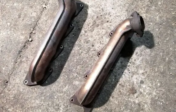 Mercedes-Benz GL X164 Exhaust manifold 