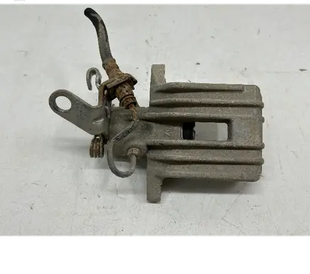 Volkswagen Golf Plus Rear brake caliper 