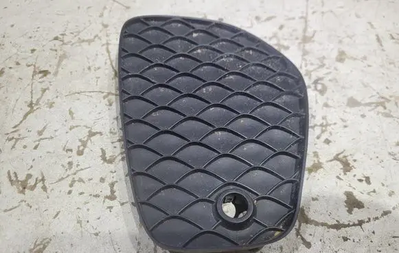 Mercedes-Benz GL X166 Front fog light trim/grill A1668859122