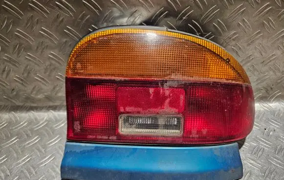 Mazda 121 Rear/tail lights 22061364 3309505R