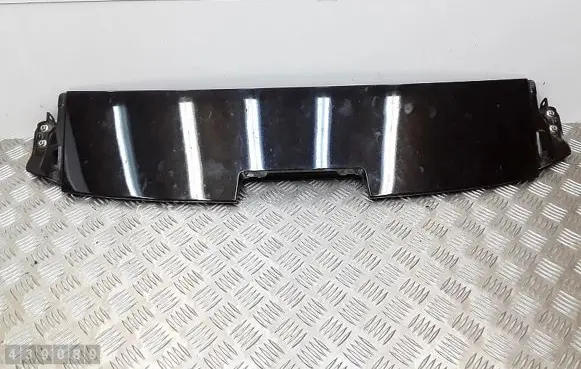 Tailgate/trunk spoiler