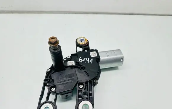 Seat Leon (5F) Rear window wiper motor W000030950 5F4955711