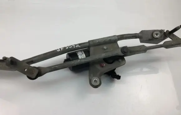 Volvo V70 Wiper motor 8648343