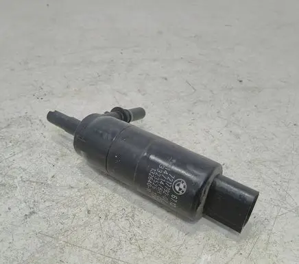 BMW 5 F10 F11 Headlight washer pump 7211792
