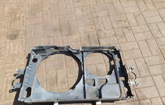 Audi A8 S8 D2 4D Radiator support slam panel 4D0805571