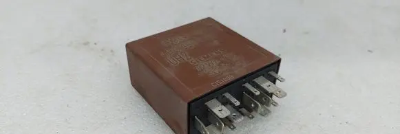 Skoda Octavia Mk1 (1U) Other relay 4B0955531C C151098