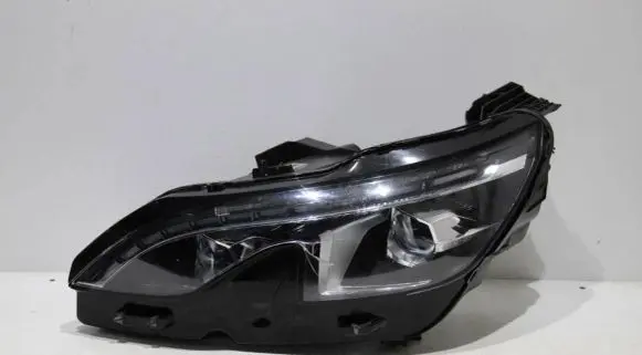 Peugeot 3008 II Headlight/headlamp 9826572780 89911450