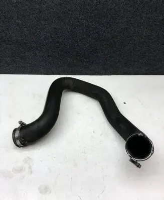 Intercooler hose/pipe