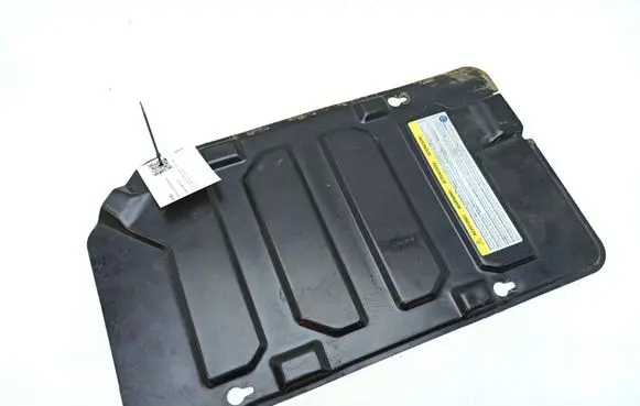 Volkswagen Crafter Battery box tray cover/lid 9066840118