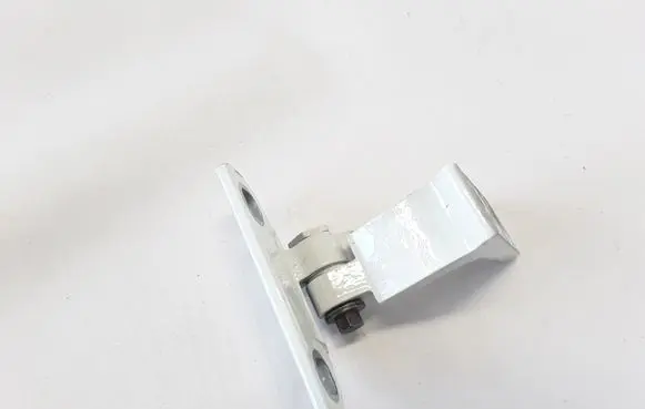 Rear door upper hinge