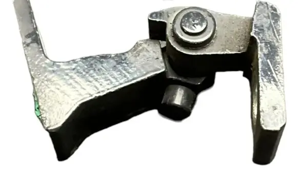 Volkswagen Golf VII Front door upper hinge 8K0831402P