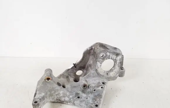 Volvo V60 Generator/alternator bracket 31401103