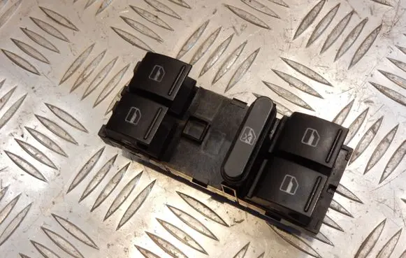 Volkswagen PASSAT B6 Electric window control switch 1K4959857B 27116