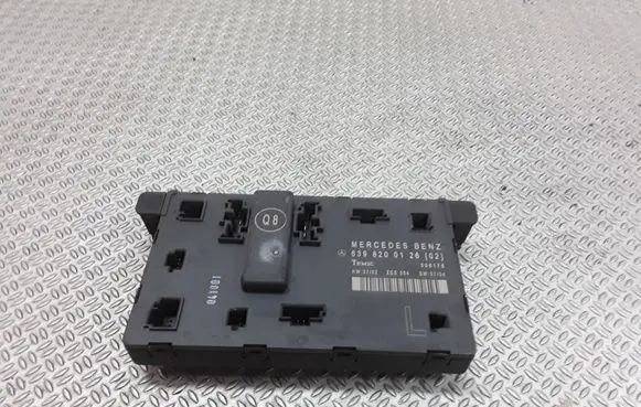 Mercedes-Benz Vito Viano W639 Door control unit/module 6398200126