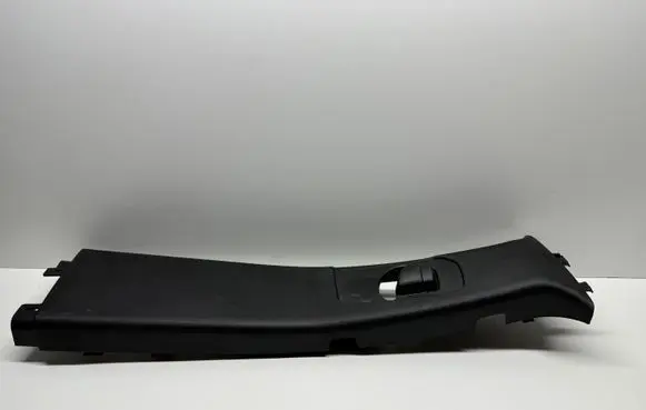 Dodge Durango III (B) pillar trim (top) 5VP04DX9AC