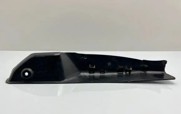BMW 5 GT F07 Rear/tail light trim molding 7224229