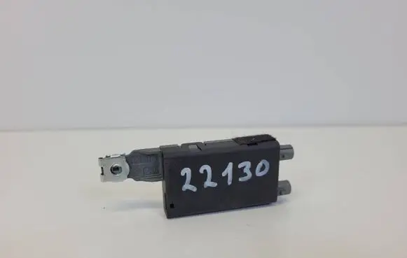 Alfa Romeo Stelvio Aerial antenna filter 214071