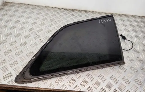 Audi Q7 4M Rear side window 4M0845298C