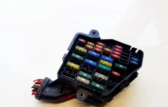 Audi A4 S4 B6 8E 8H Fuse box set
